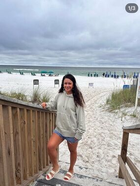 Madewell Light Sage Green Hoodie - Cozy Pullover Sweatshirt